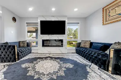 Interior photo 4 of 7419 33 AV NW