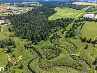 Interior photo 4 of E-29-47-24-4 County of Wetaskiwin