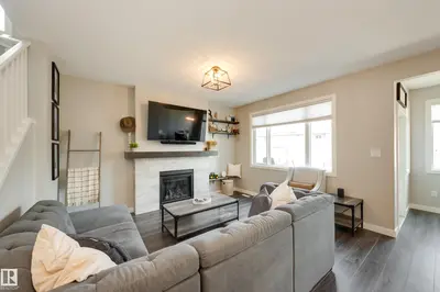 Interior photo 4 of 25 DALY PL