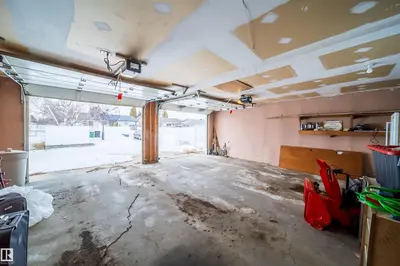 Interior photo 4 of 7911 145 AV NW NW