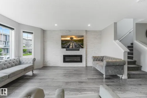 17724 58 ST NW, Edmonton - $527,800