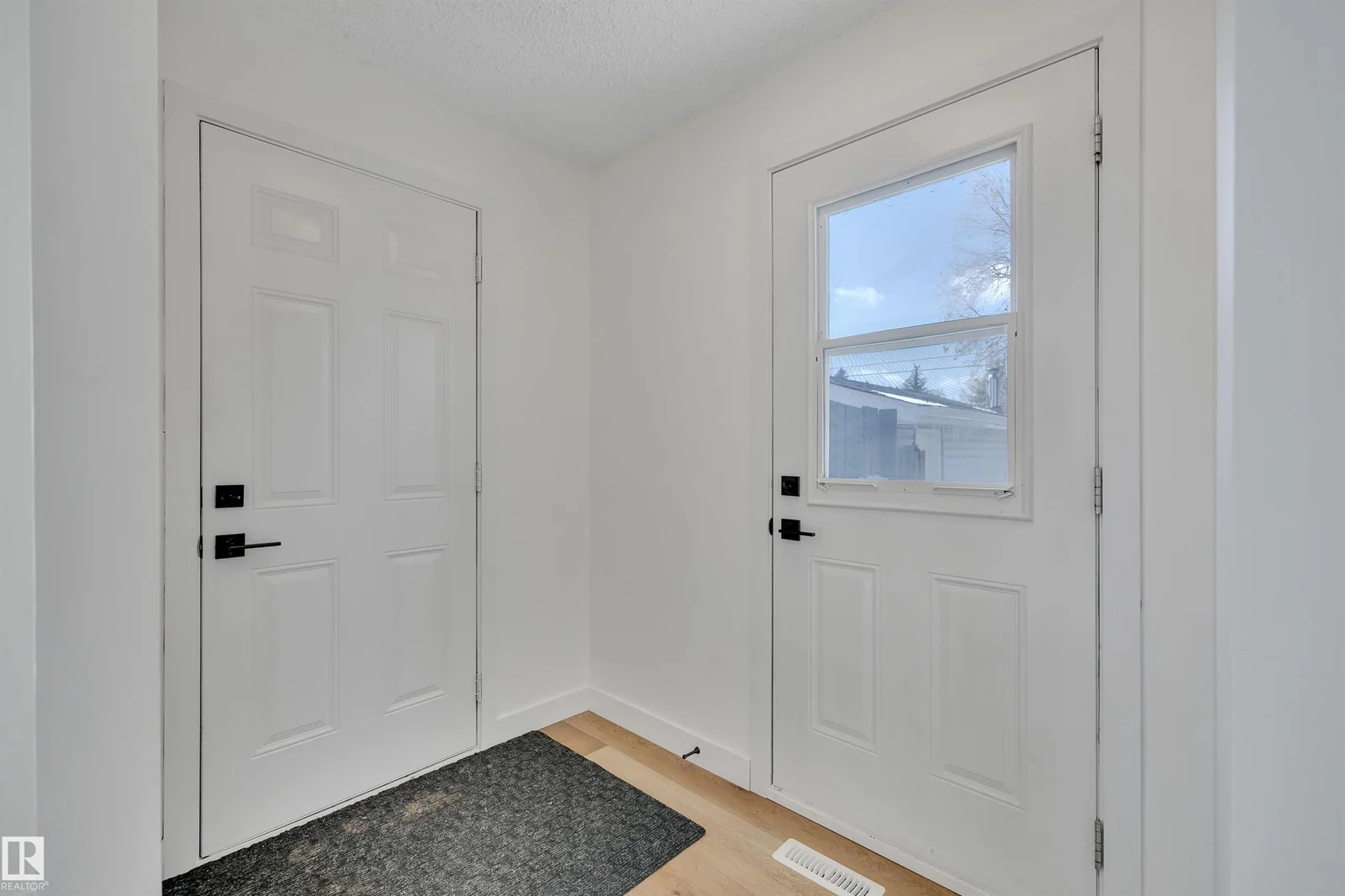 4712 49 ST, Calmar - 3 bedroom Detached Single Family for sale