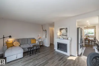 Interior photo 3 of 10552 Beaumaris RD NW