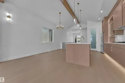Interior photo 4 of 264 Falcon Crescent