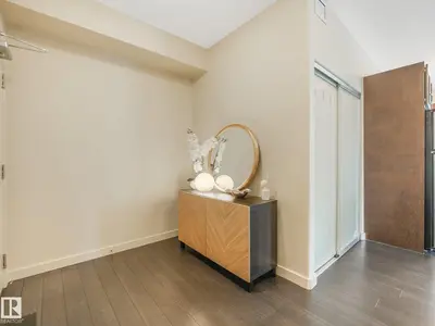 Interior photo 4 of #346 308 AMBLESIDE LI SW