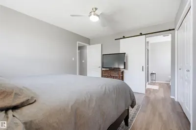 Interior photo 2 of 63320 Rge Rd 435