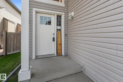 Interior photo 2 of 4009 158 AV NW