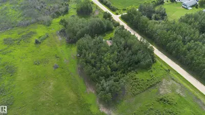Interior photo 4 of 23412 TWP RD 613A