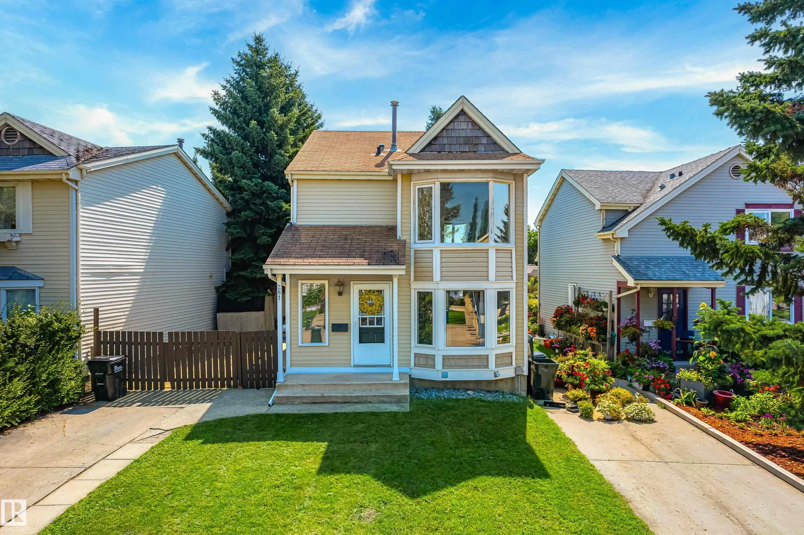 281 Vantage LN, Sherwood Park - 3 bedroom Detached Single Family for sale