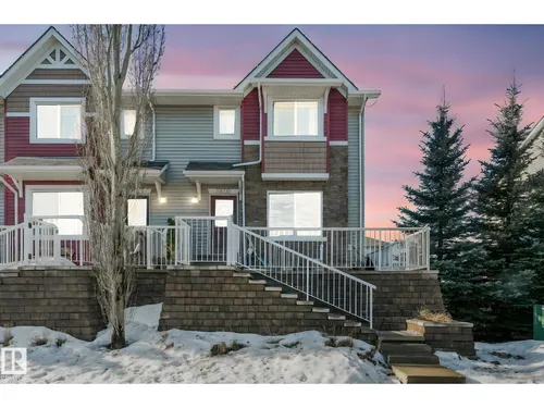 5505 3 AV SW, Edmonton - $338,900