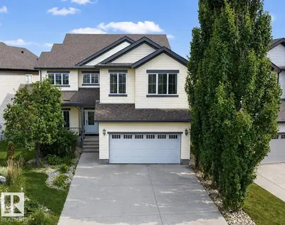 Interior photo 1 of 5931 12 AV SW
