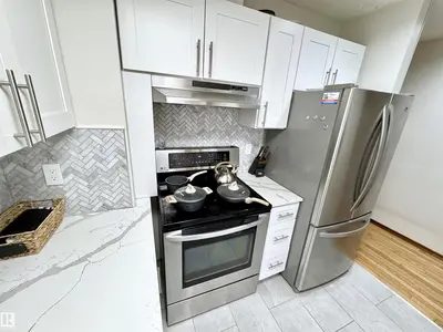 Interior photo 2 of 10346A 121 ST NW