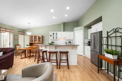 Interior photo 4 of #31 18 Charlton WY