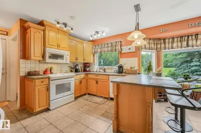 Interior photo 2 of #170 21252 TWP ROAD 530
