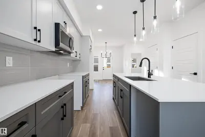 Interior photo 3 of 2020 191 ST NW