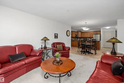 Interior photo 4 of #225 400 PALISADES WY