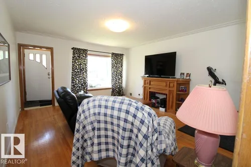 10320 79 ST NW NW, Edmonton - $449,900
