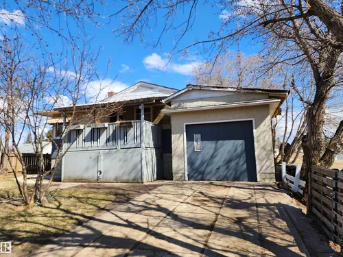 25 1st ST W, Derwent - $112,500