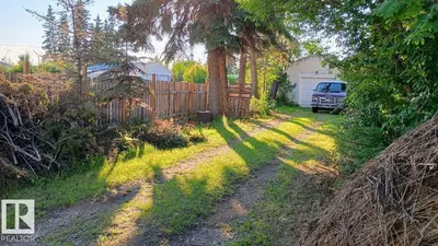 Interior photo 1 of 5102 51 AV