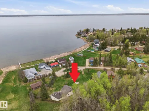 217 2 Street Ross Haven, Rural Lac Ste. Anne County - $109,900