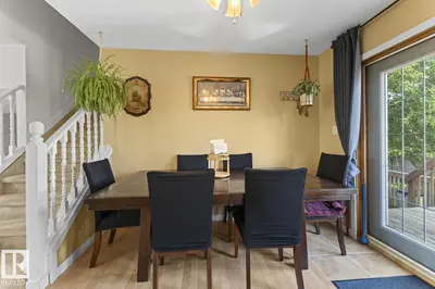 Interior photo 2 of 4102 54 AV