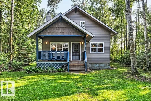 188 Lakeshore Drive, S.V. Grandview, Rural Wetaskiwin County - $349,900