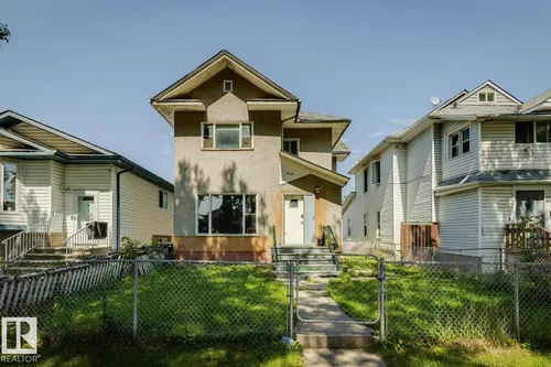 9526 106A AV NW NW, Edmonton - $268,888
