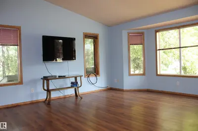 Interior photo 3 of 5135 55 AV NW