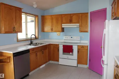 Interior photo 4 of 5135 55 AV NW