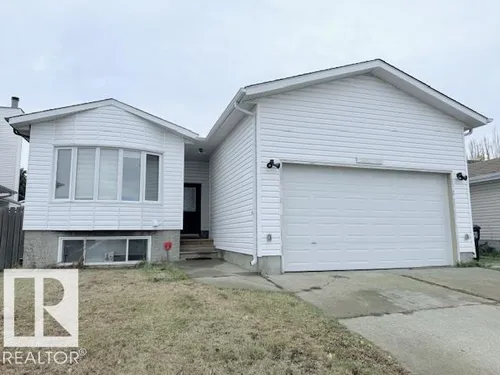 2831 36 ST NW, Edmonton - $479,000
