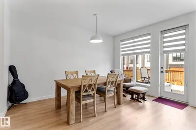 Interior photo 2 of 3906 5 AV SW SW