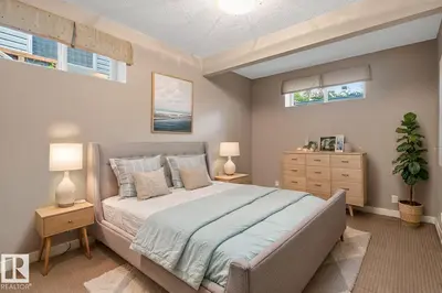 Interior photo 2 of 18 CASCADE CR