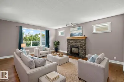 Interior photo 1 of 18 CASCADE CR