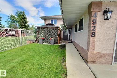 4928 50A AV, Entwistle - $449,900