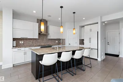 Interior photo 2 of 5811 MULLEN PL NW