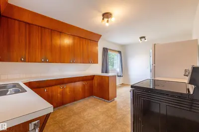 Interior photo 2 of 10013 98 AV