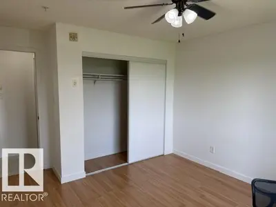 Interior photo 3 of #210 70 WOODSMERE CL