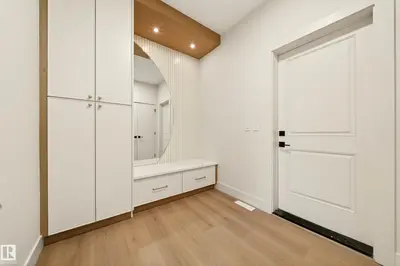 Interior photo 3 of 4276 CHARLES CL SW