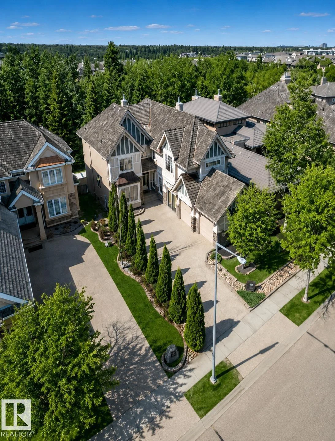 322 CALDWELL CL NW, Edmonton - 4 bedroom Detached Single Family for sale
