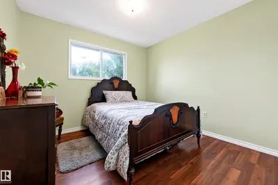 Interior photo 4 of 4506 53A