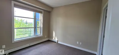 Interior photo 3 of 