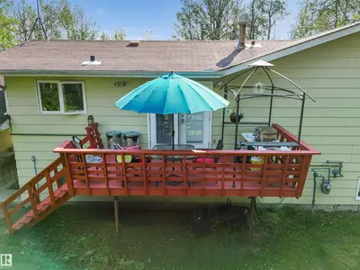 Interior photo 3 of 7415 TWP ROAD 494 - HOUSE B