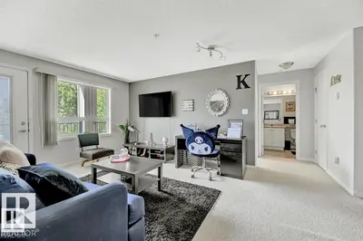 Interior photo 4 of #229 1520 HAMMOND GATE NW