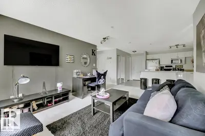 Interior photo 2 of #229 1520 HAMMOND GATE NW