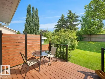 Interior photo 2 of 330 PEARSON CR NW