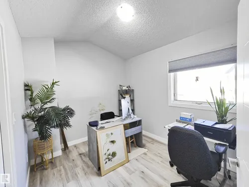 215 PETER CL NW, Edmonton - $558,900