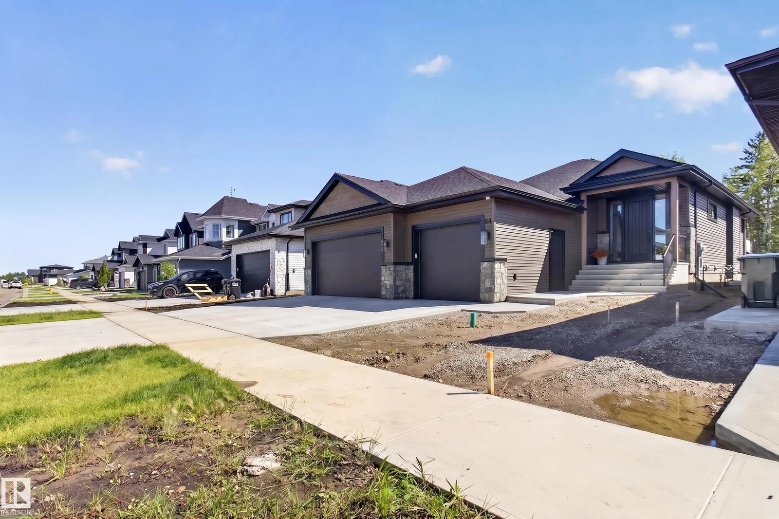 84 HARVEST CR, Ardrossan - 4 bedroom Detached Single Family for sale