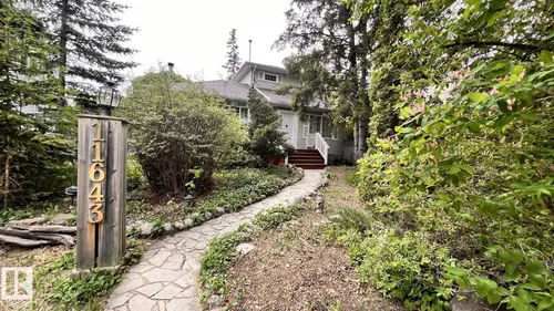 11643 76 AV NW, Edmonton - $675,000