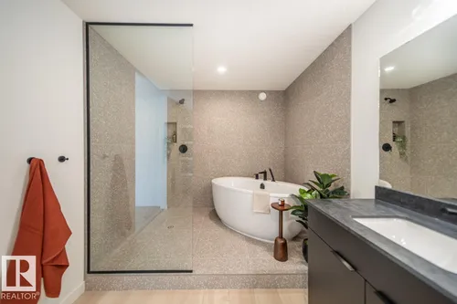 202 Stetson LO, Ardrossan - $630,000