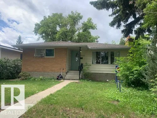 13018 119 ST NW, Edmonton - $360,000